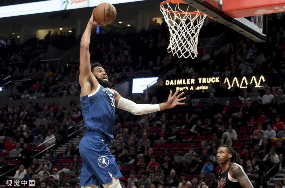 着机遇与风 着机遇与风