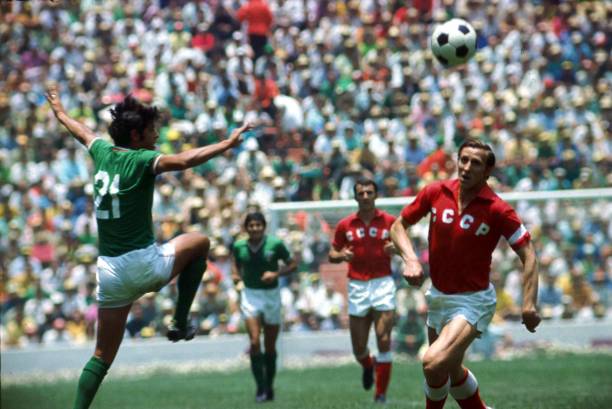 角下变得更 角下变得更